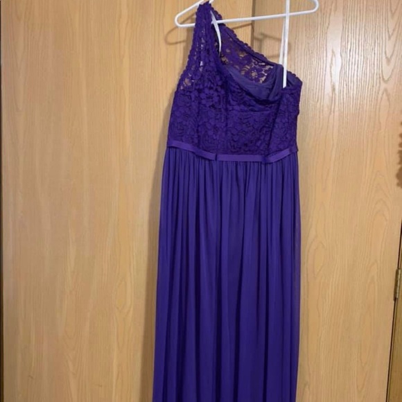 Prom/Bridesmaid dress - Picture 2 of 2